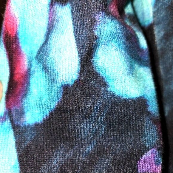 Talbots Petites Pure Cashmere Blue & Black Floral Lightweight Sweater Size MP - Picture 11 of 11